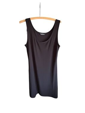 Tango Mango Black Sleeveless Stretch Midi Dress Minimalist